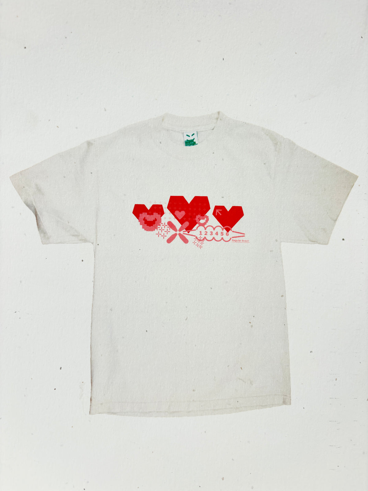 Hearts Tee Off-white
